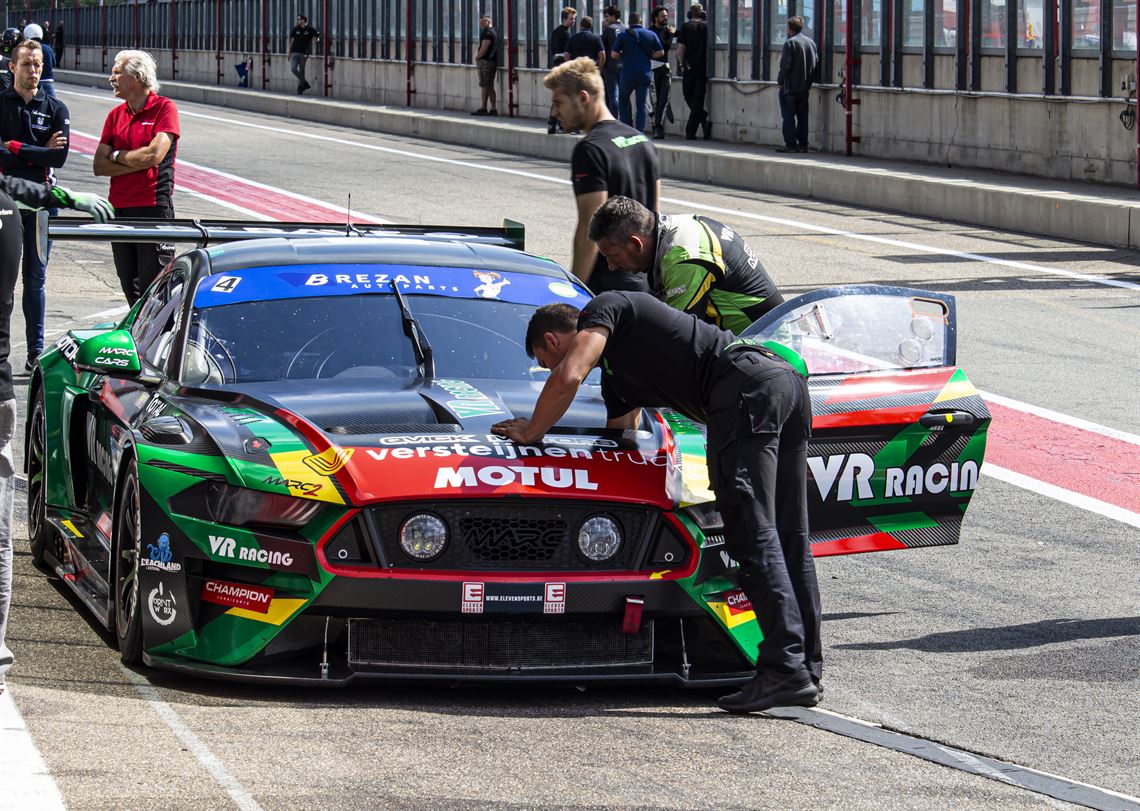 marc-cars-ii-v8-mustang-with-lots-of-spare-pa