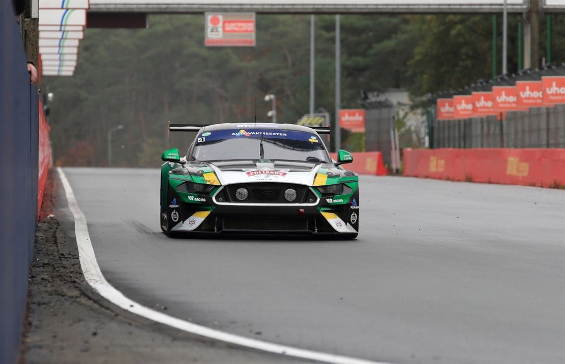 marc-cars-ii-v8-mustang-with-lots-of-spare-pa