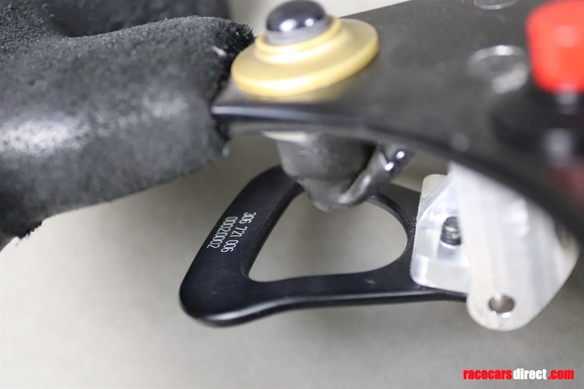 mercedes-benz-dtm-steering-wheel-2006