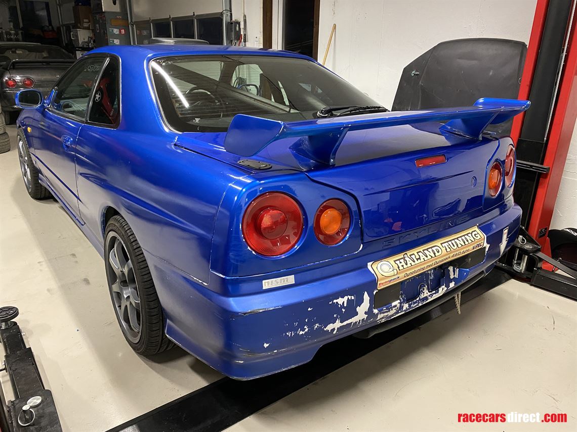 nissan-skyline-r34-gtt-rolling-chassis