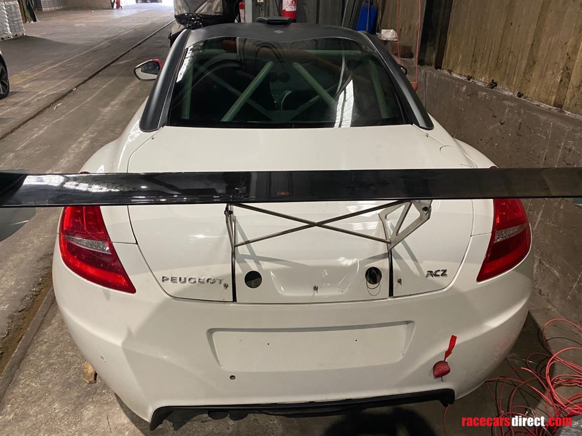 peugeot-rcz-racing-cup-reserved-car