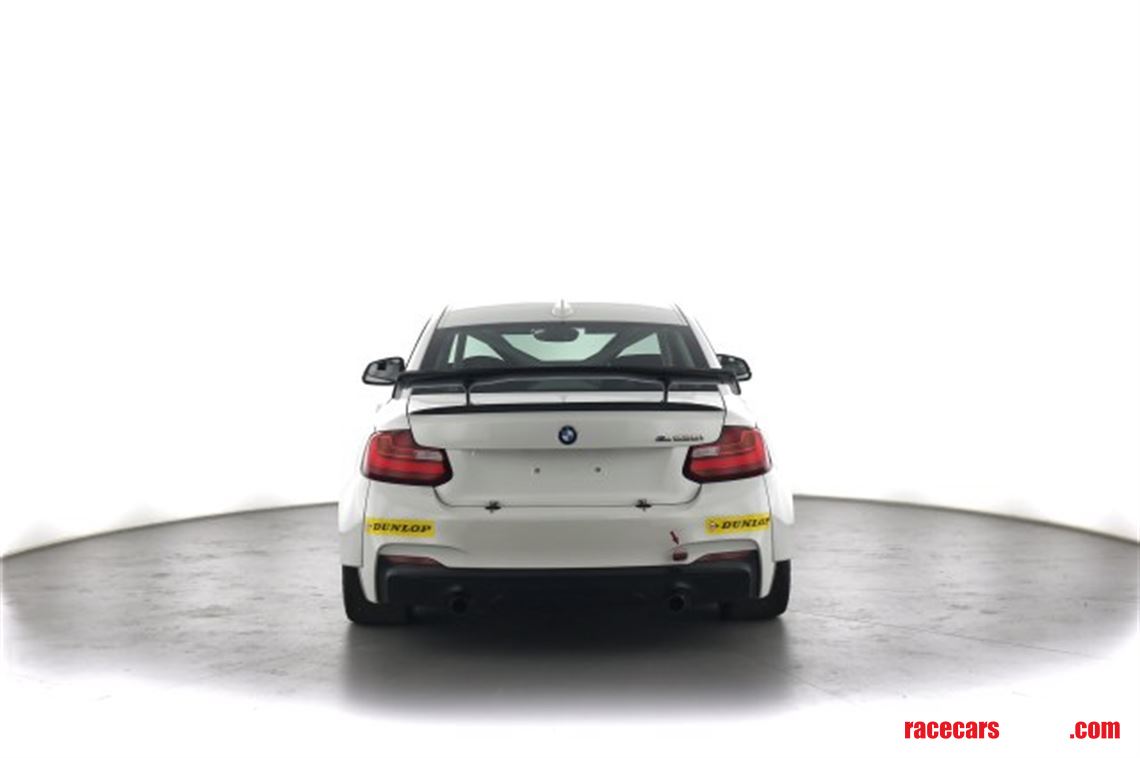 bmw-m235i-racing-cup