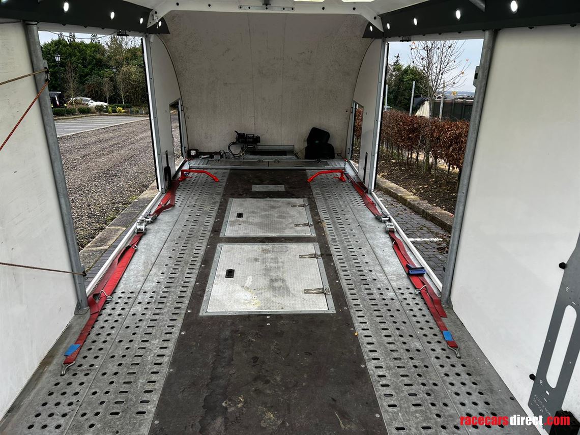 race-transporter-6-trailer