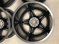 aston-martin-amr1-group-c-original-dymag-whee