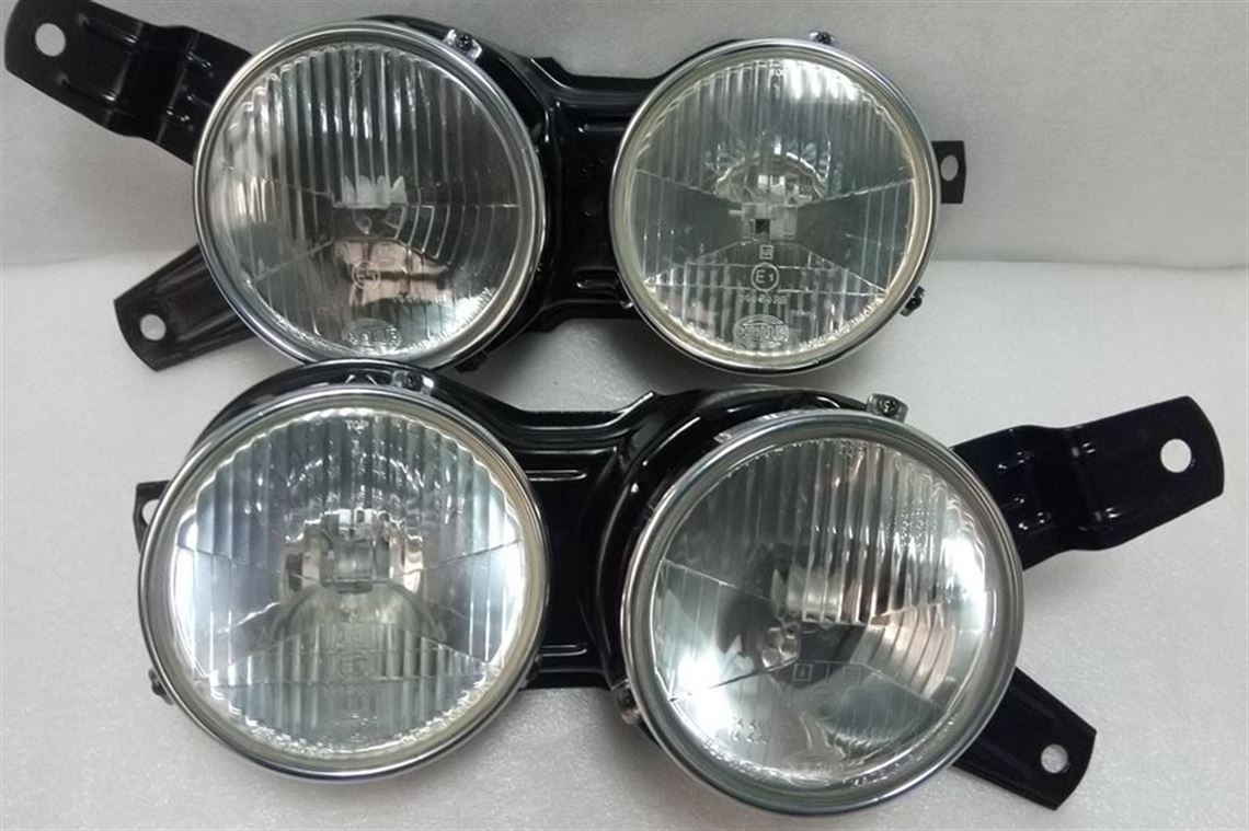 bmw-e9-30-csl-headlight-hella-new-old-stock-a