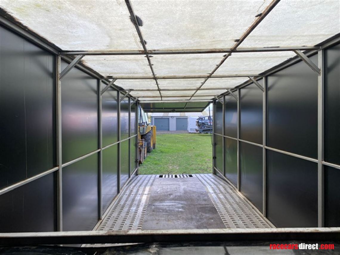 2019-2-car-enclosed-beavertail-trailer-transp