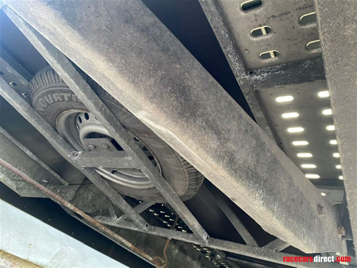 2019-2-car-enclosed-beavertail-trailer-transp