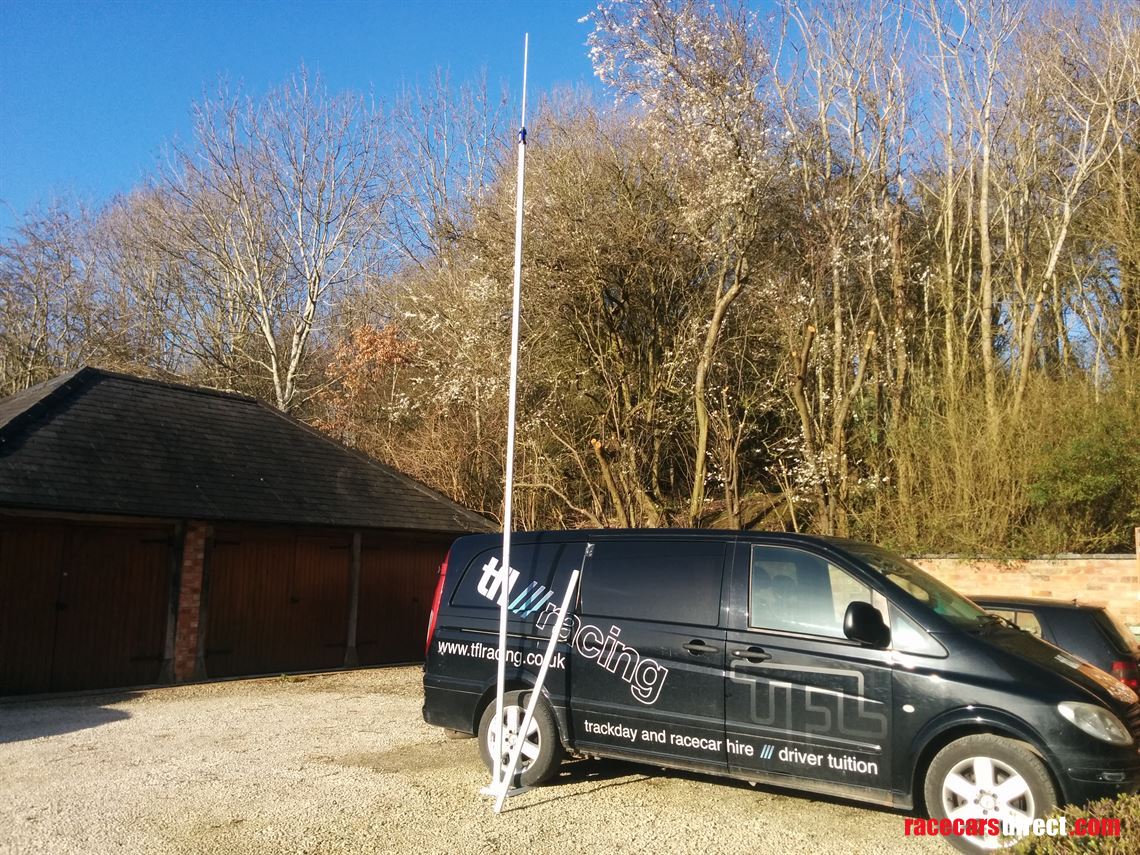 motorola-digital-radios-repeater-and-aerial