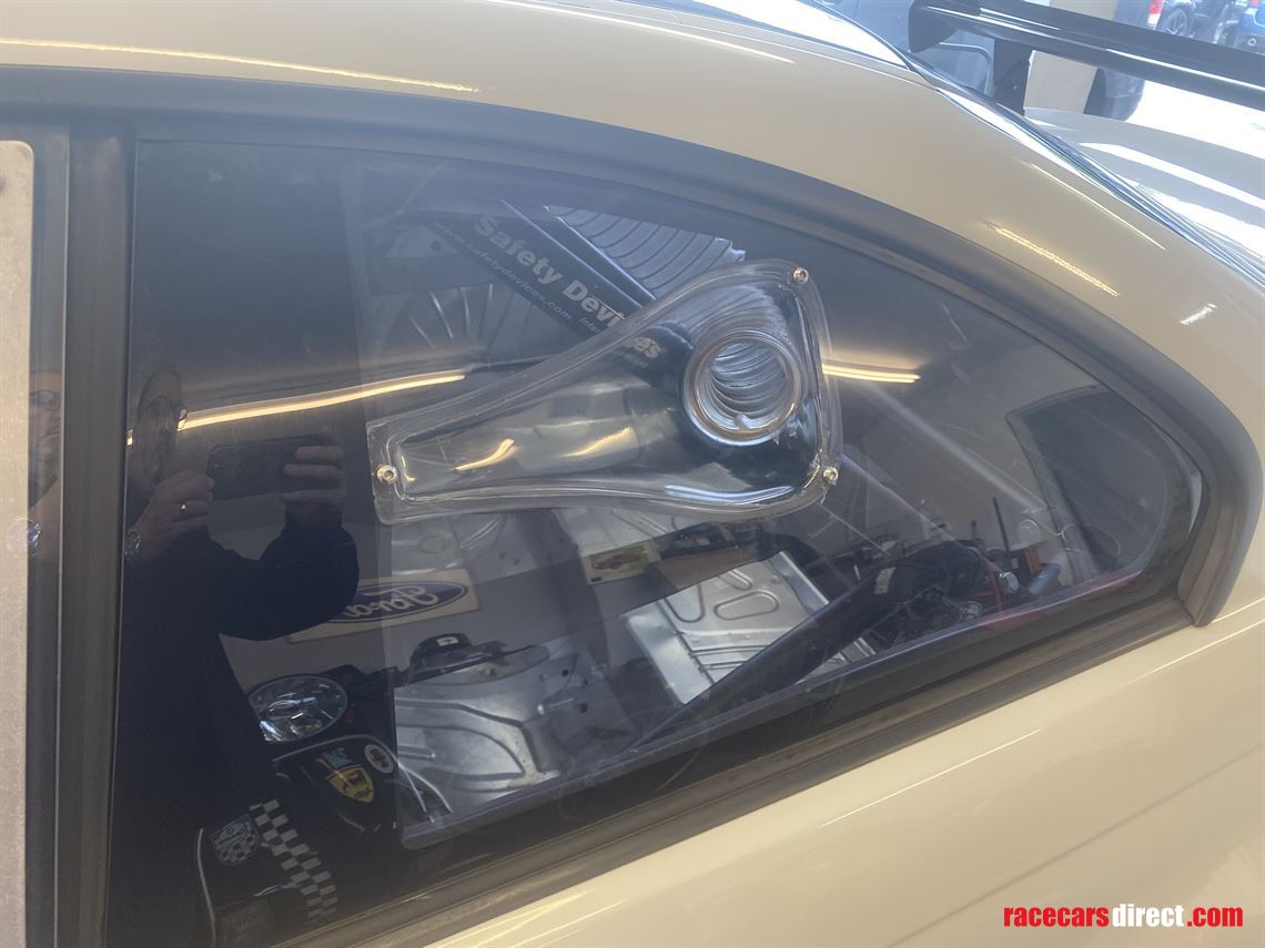 bmw-m3-32-m3-race-and-fast-road-car