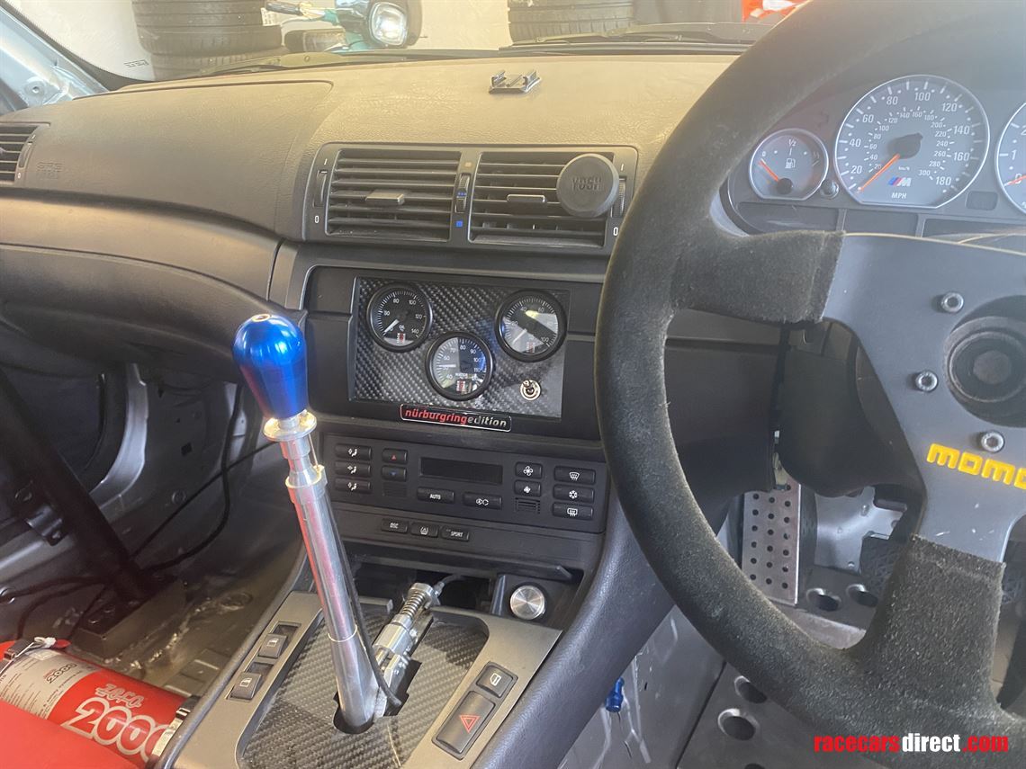 bmw-m3-32-m3-race-and-fast-road-car