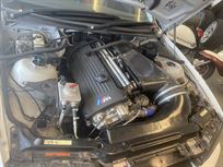 bmw-m3-32-m3-race-and-fast-road-car