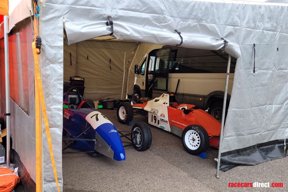 iveco-race-van-awning