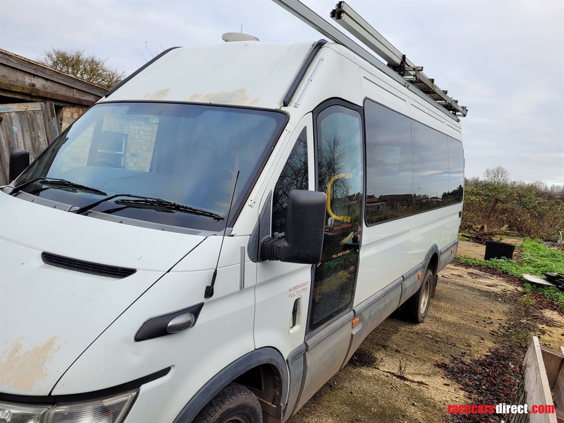 iveco-race-van-awning