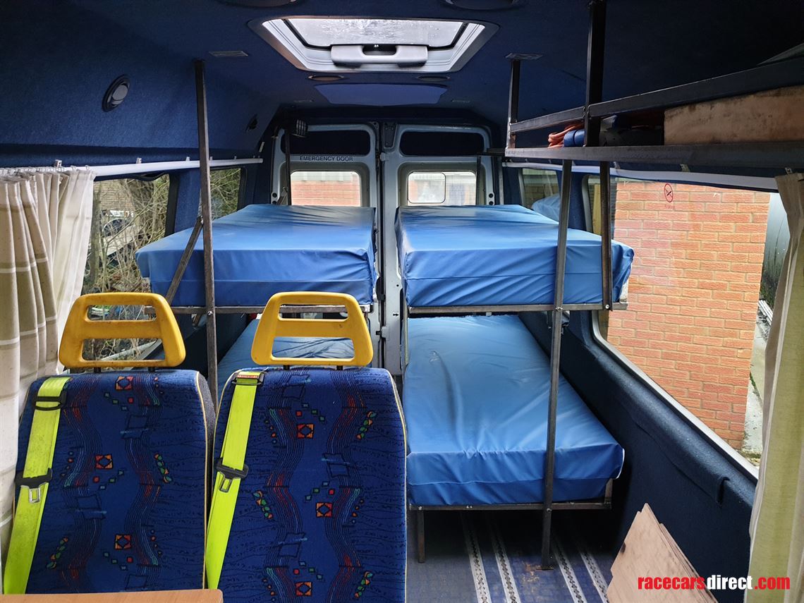 iveco-race-van-awning