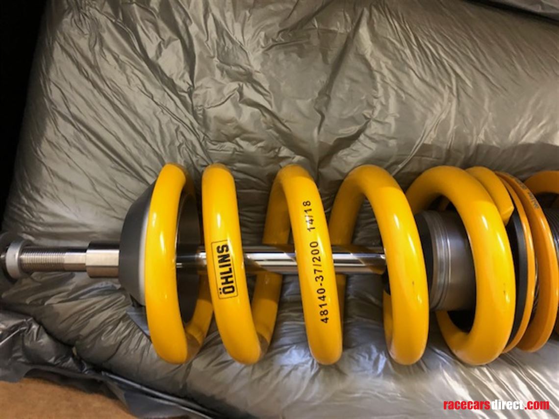 ohlins-ttx-suspension-for-porsche-991-cup-car