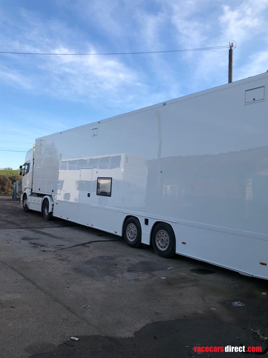 schuler-race-trailer