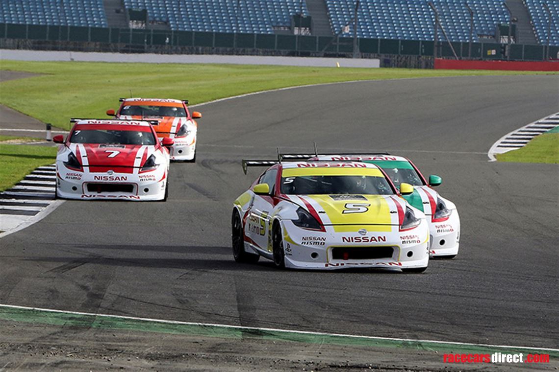 nissan-playstation-370z-academy-car