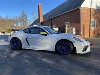 2020-porsche-gt4-clubsport-competition