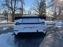 2020-porsche-gt4-clubsport-competition