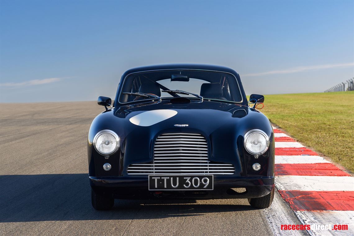 1954-aston-martin-db24