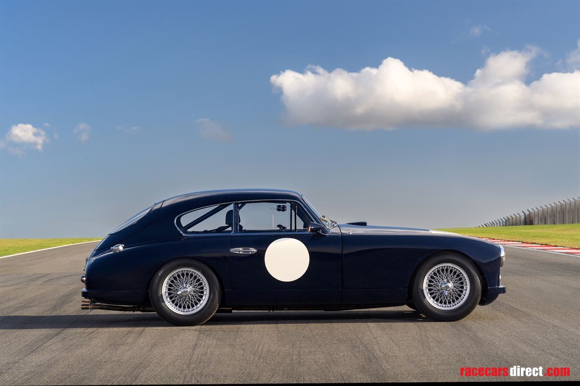 1954-aston-martin-db24