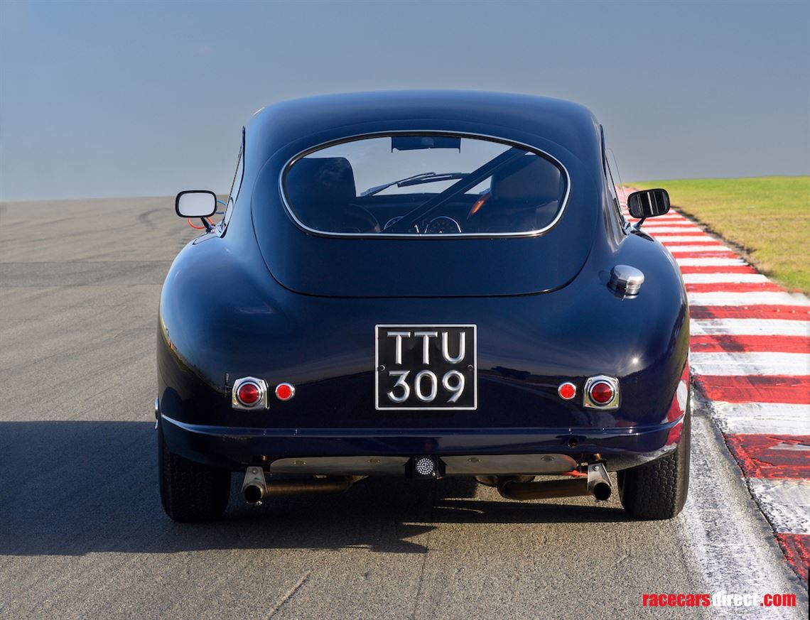 1954-aston-martin-db24