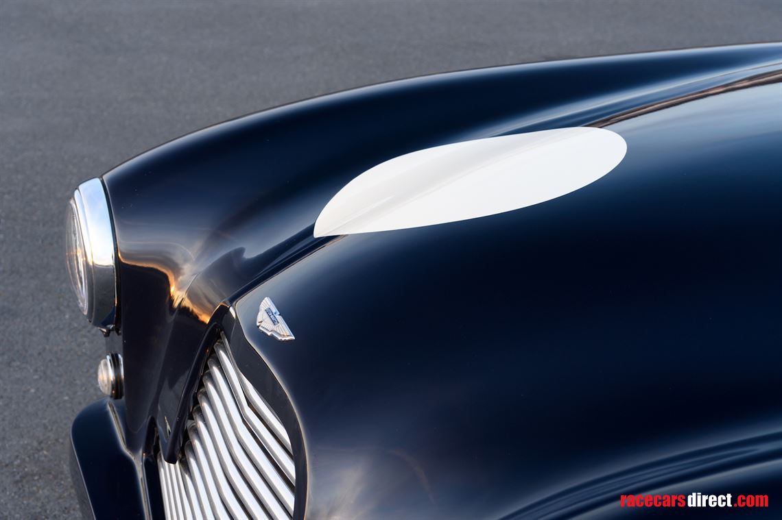 1954-aston-martin-db24