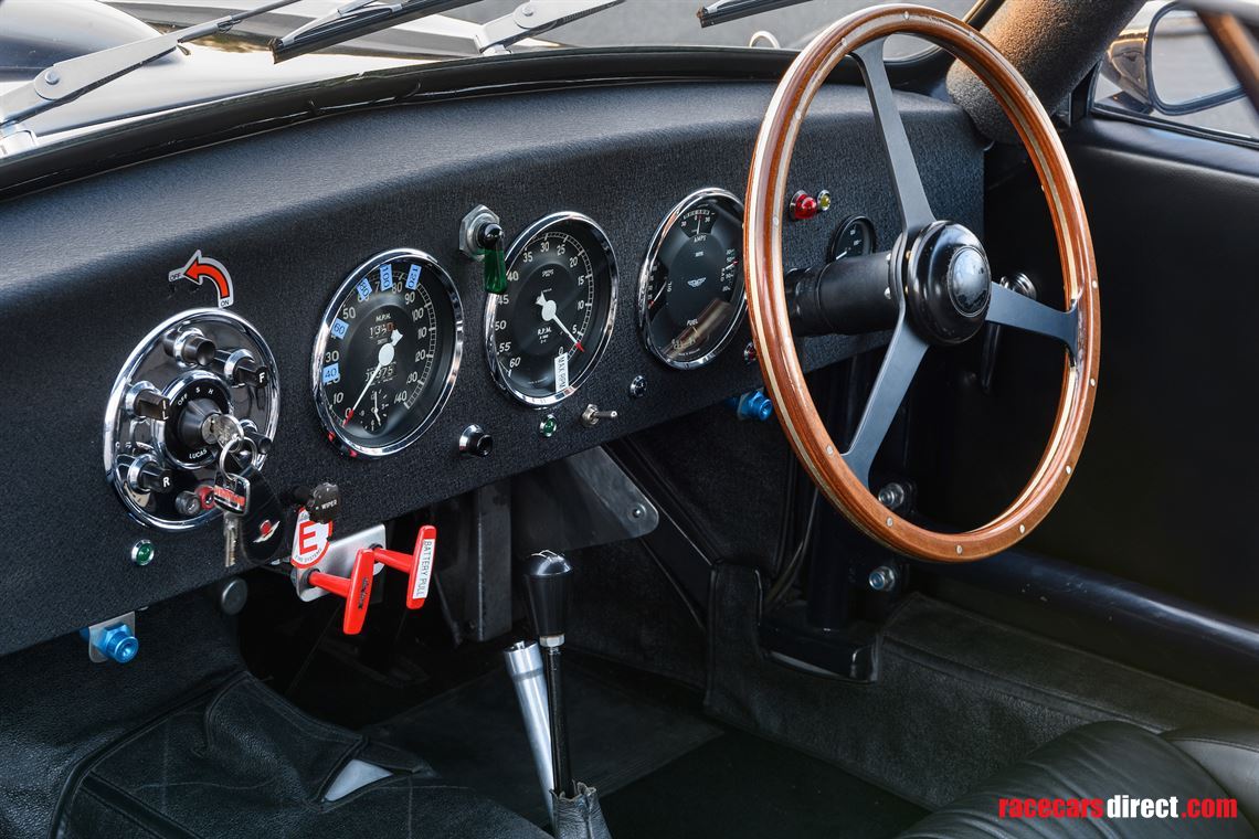 1954-aston-martin-db24