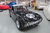 triumph-tr4-fia