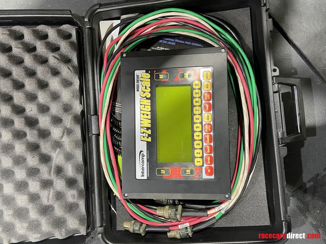 intercomp-e-z-scales-with-roll-off-levelers