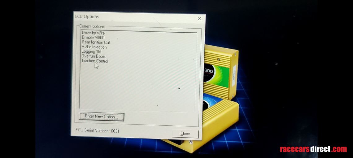 motec-m800-ecu-and-d153-display