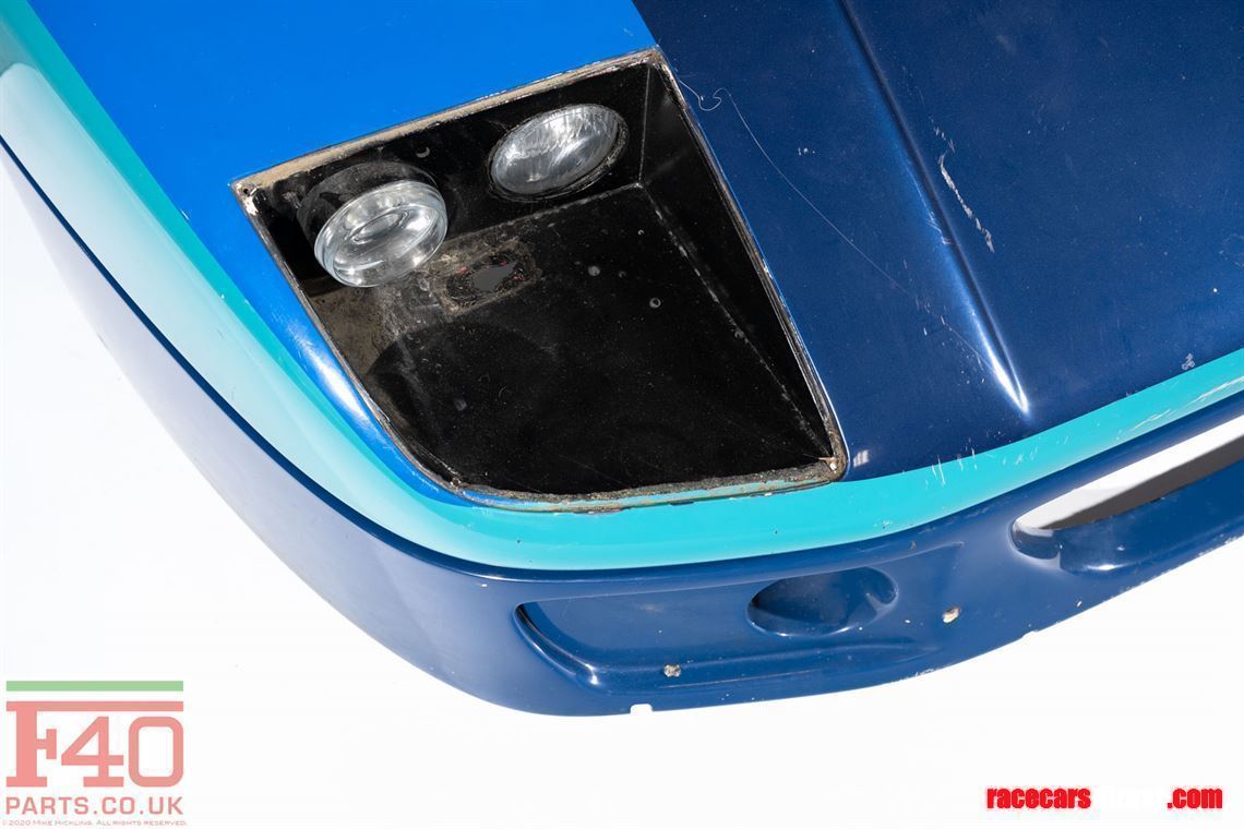 ferrari-f40-lm-style-front-clip-blue