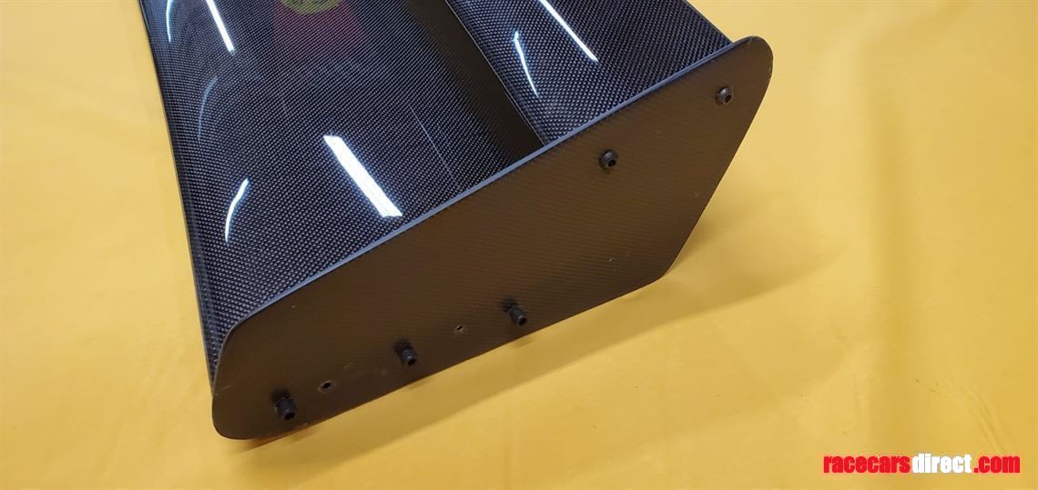 ferrari-f40lm-rear-spoiler