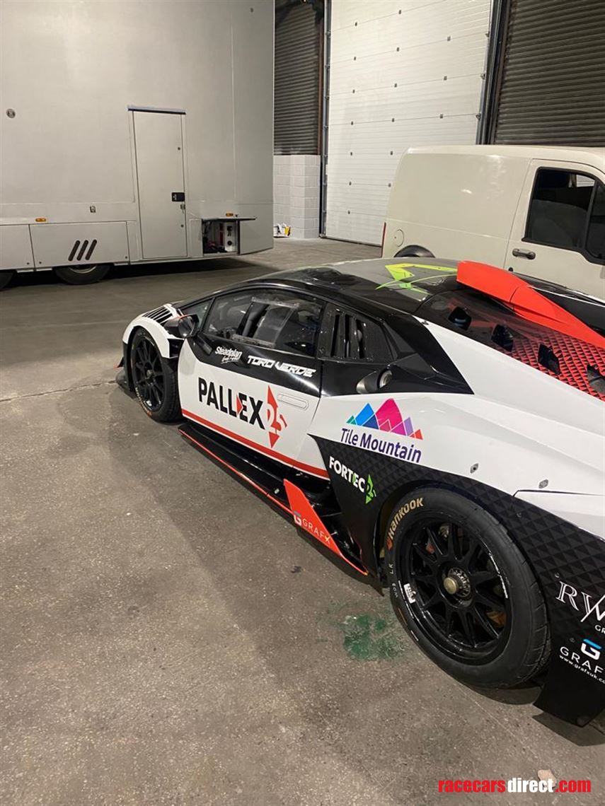 lamborghini-super-trofeo