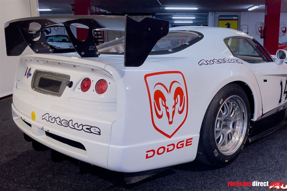 dodge-viper-srt-10-gt3
