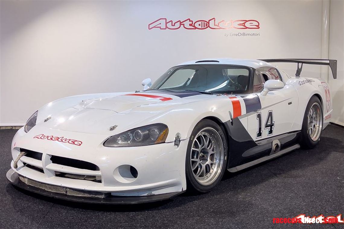 dodge-viper-srt-10-gt3