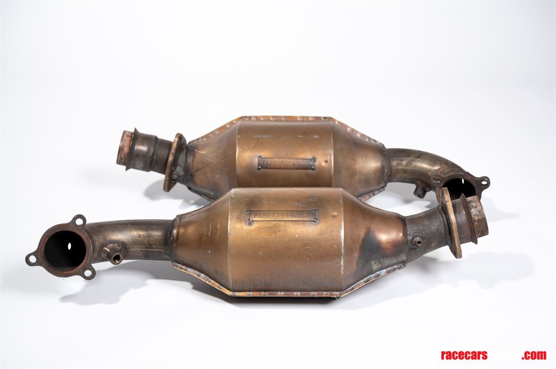 ferrari-f40-catalytic-converters