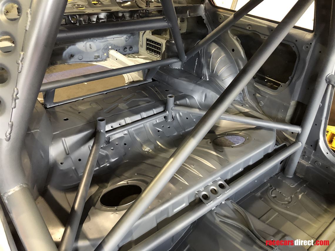 bmw-e46-wide-bodied-m3-in-gulf-racing-colours