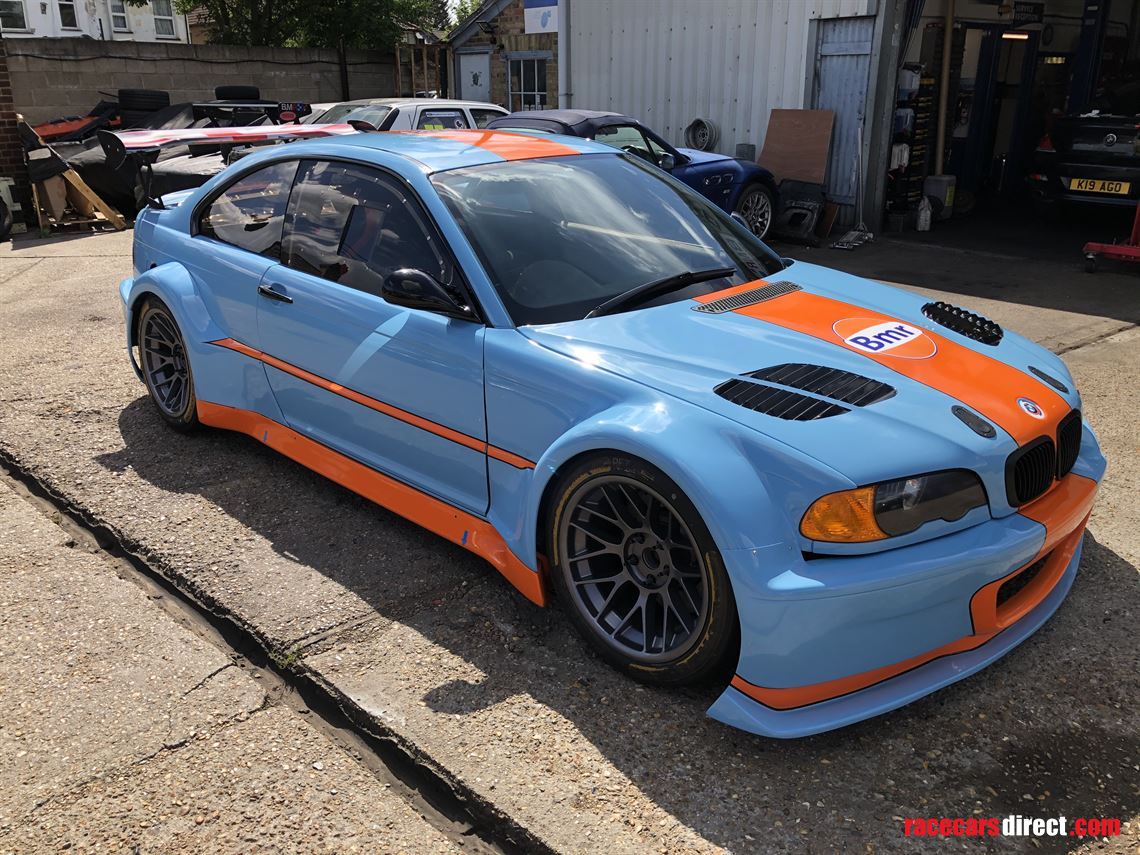 bmw-e46-wide-bodied-m3-in-gulf-racing-colours
