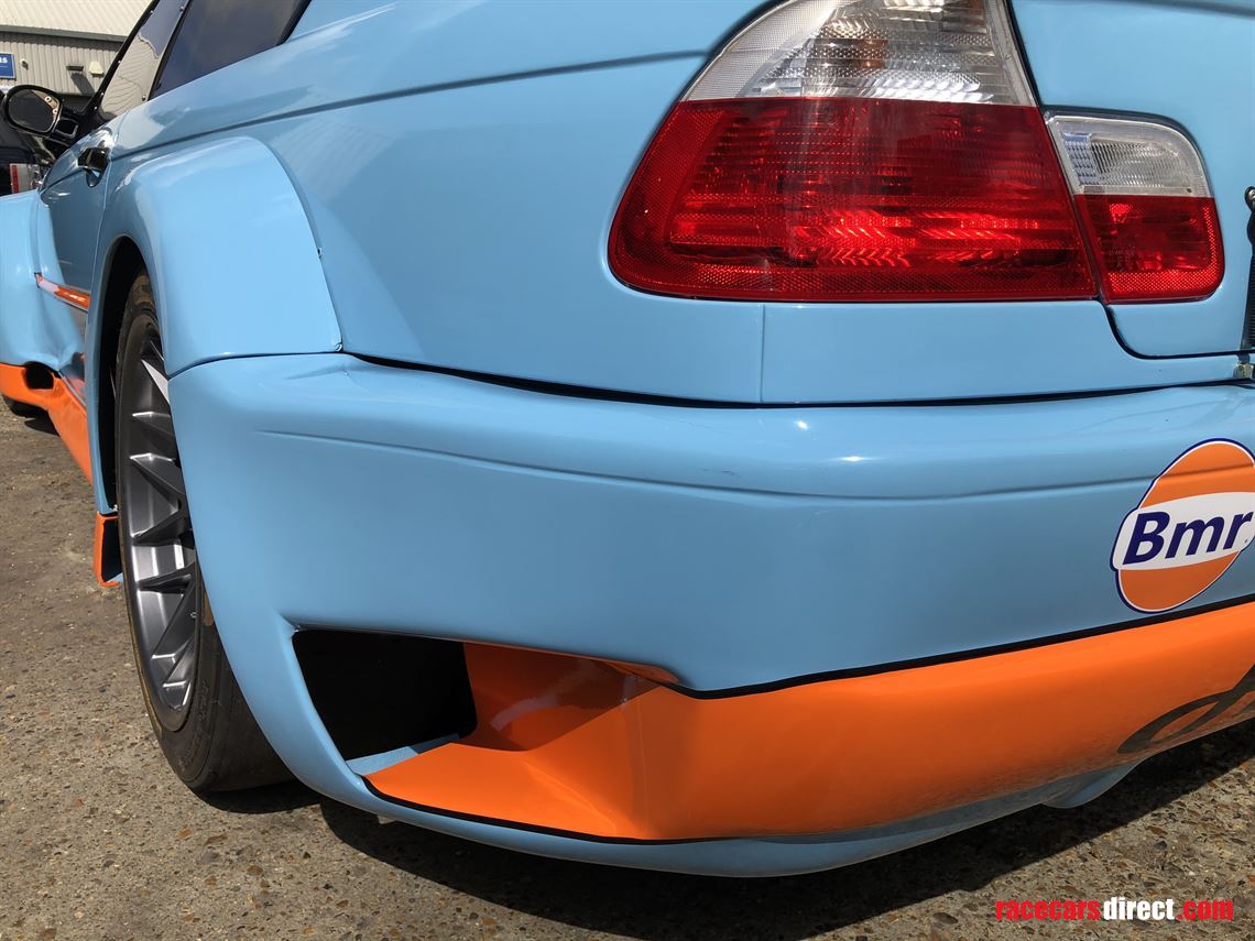 bmw-e46-wide-bodied-m3-in-gulf-racing-colours