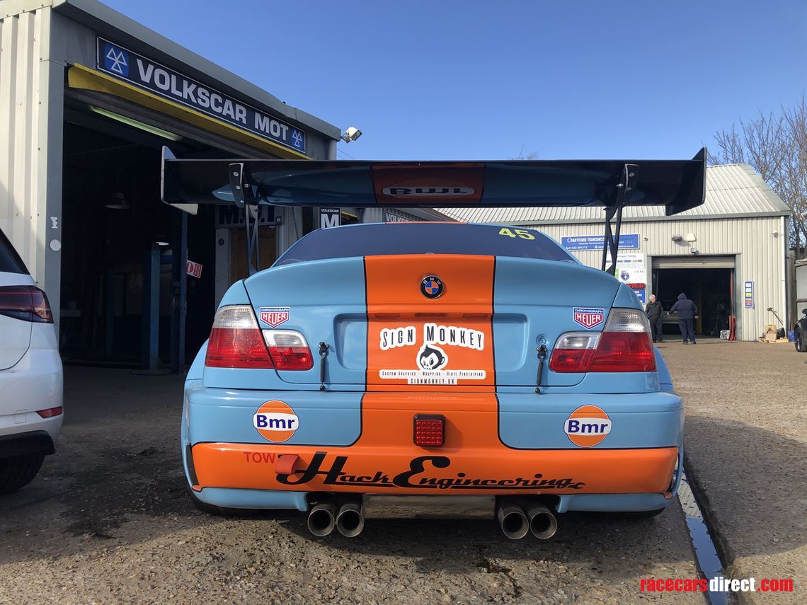 bmw-e46-wide-bodied-m3-in-gulf-racing-colours