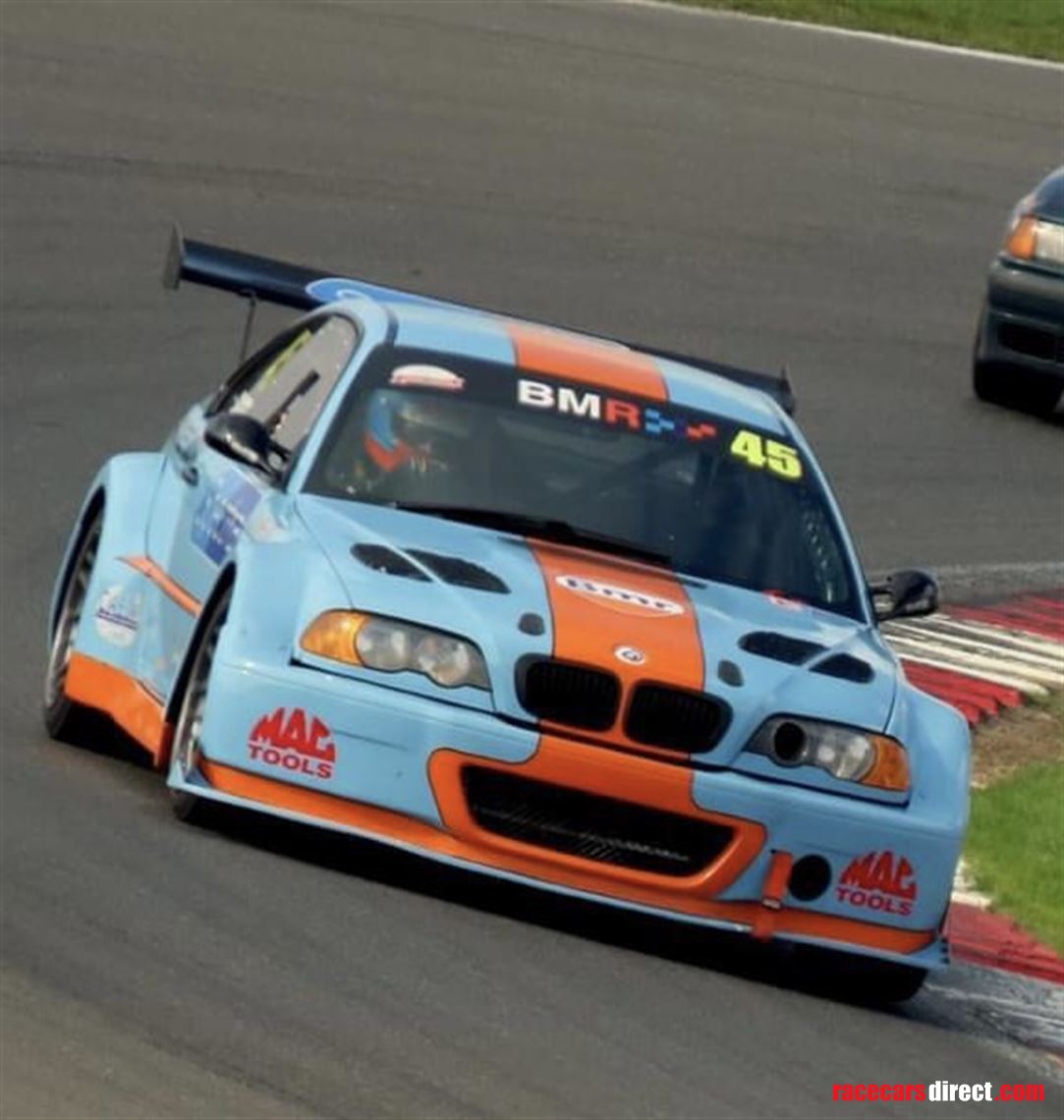 bmw-e46-wide-bodied-m3-in-gulf-racing-colours