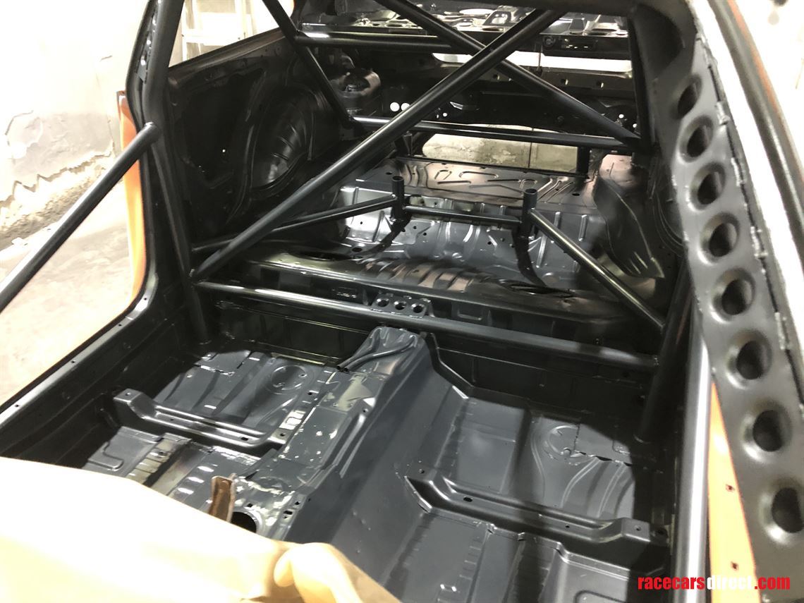 bmw-e46-wide-bodied-m3-in-gulf-racing-colours