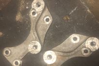 pair-caliper-mounts---sv377a-sv378a--origins