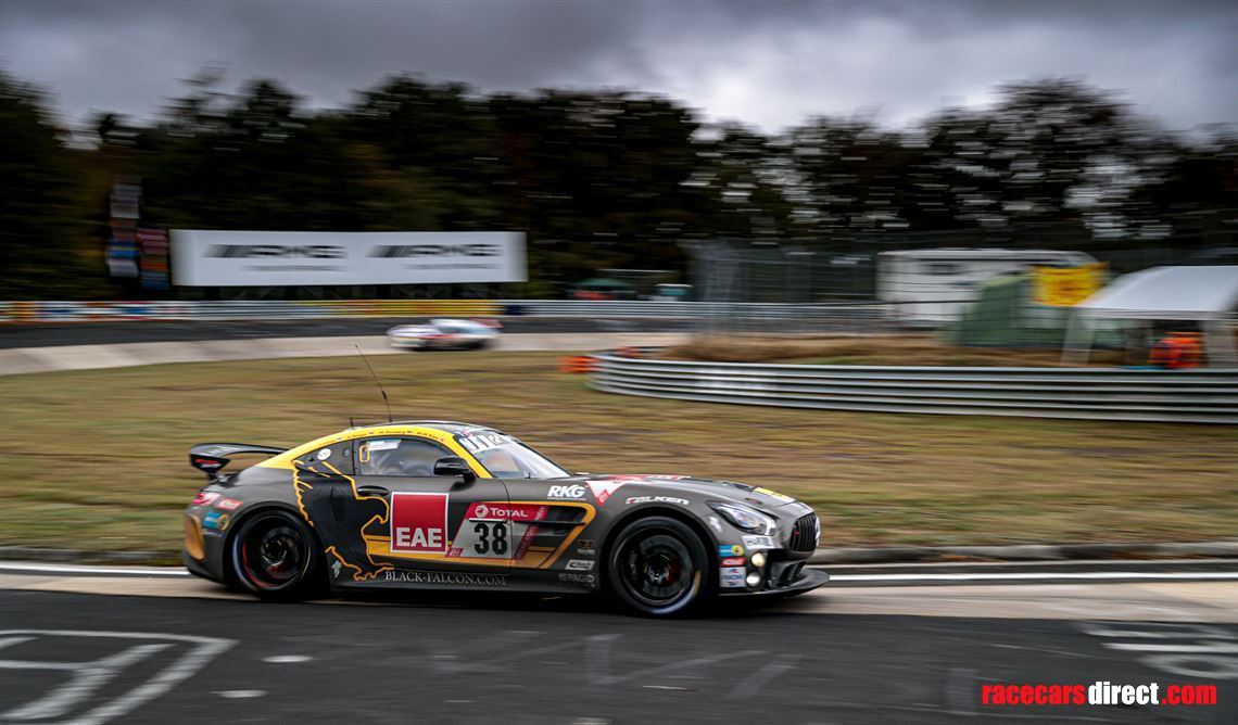 mercedes-amg-gt4-in-very-good-condition-only