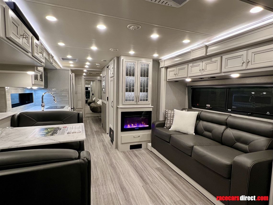 new-fleetwood-frontier-34gt