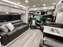 new-fleetwood-frontier-34gt