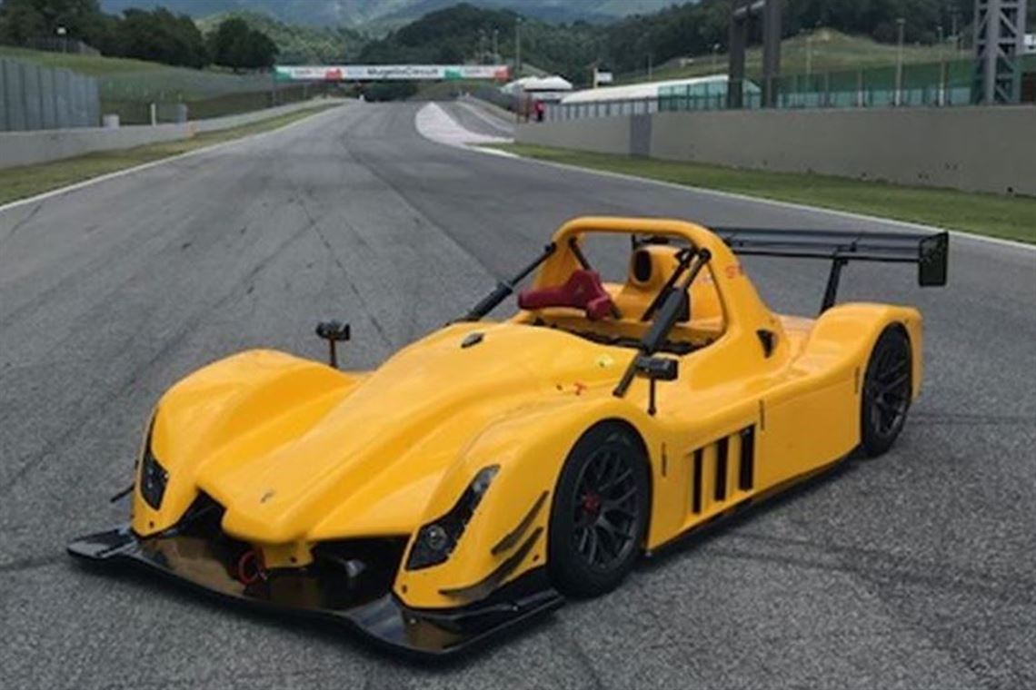 Racecarsdirect.com - Radical SR8 2017 only 4500km from new