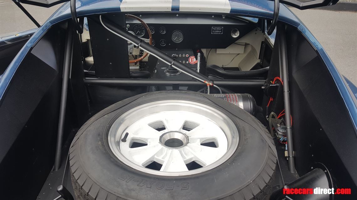 cobra-daytona-race-legal-road-legal