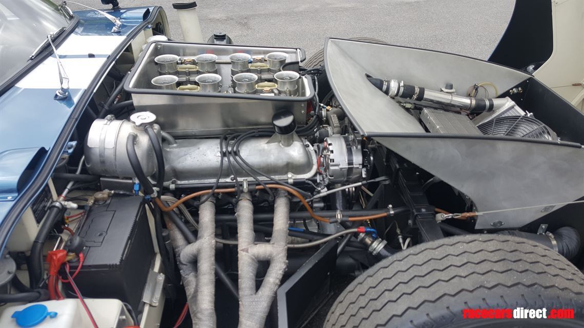 cobra-daytona-race-legal-road-legal